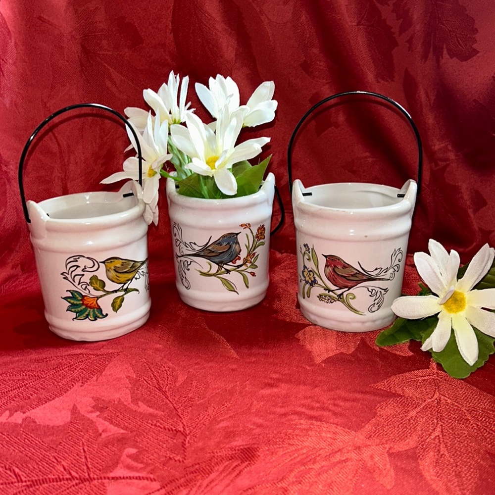 Last chance Three little buckets